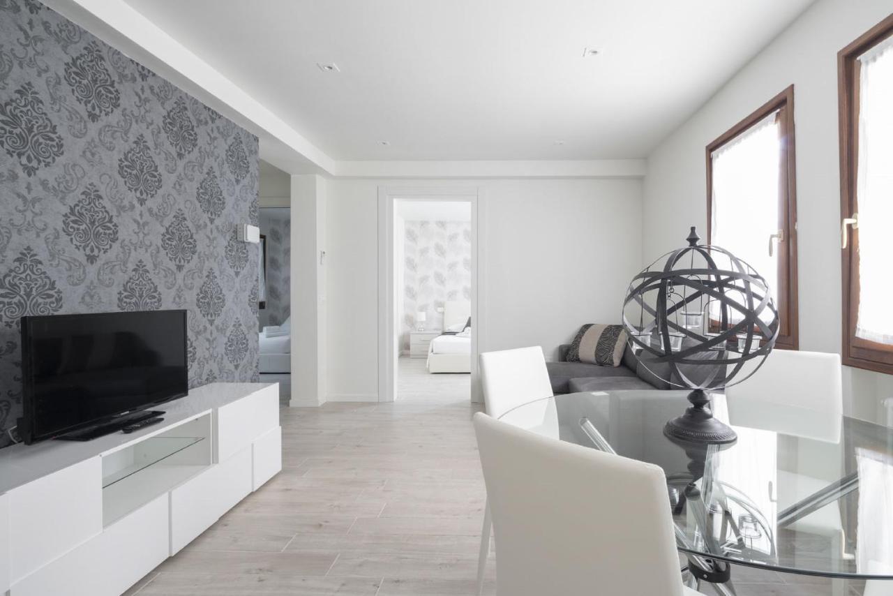 Apartments In San Marco With Canal View By Wonderful Italy Veneţia Exterior foto